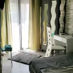 Welcoming In With Pool And Sea View Villa *