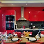 Villa Welcoming In With Pool And Sea View *