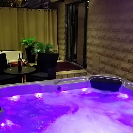 فيلة Welcoming In With Pool And Sea View *