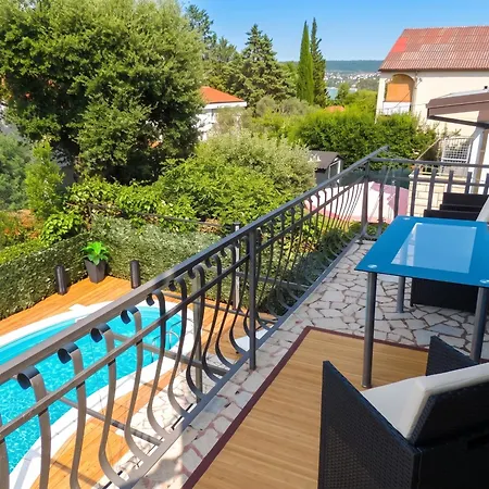 Welcoming In With Pool And Sea View * Vantačići