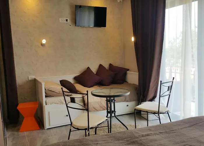 Vila Welcoming In With Pool And Sea View Vantacici